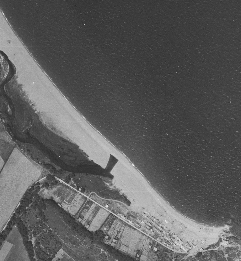 le racou 1944 768x829 - Photographies aériennes